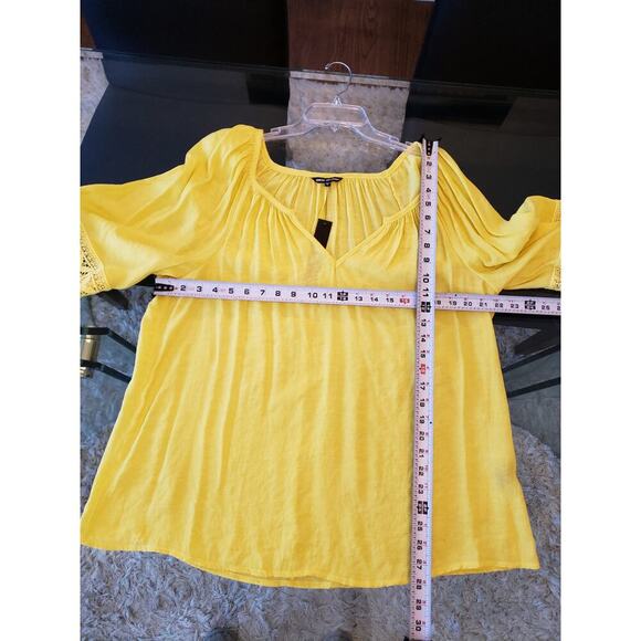Women's Unique Spectrum 1X Yellow Boho Peasant Blouse Crochet Sleeve Top - Picture 15 of 15